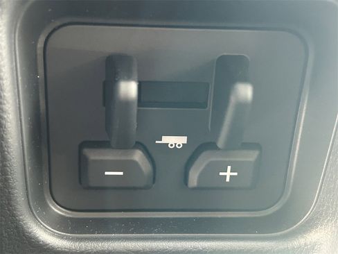 Used 2025 Lexus GX 550 image 32