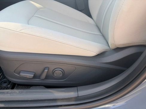 Used 2025 Hyundai Sonata SEL AWD/4WD image 12