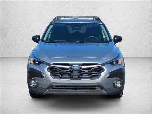 Used 2025 Subaru Crosstrek 2.0i Premium image 2