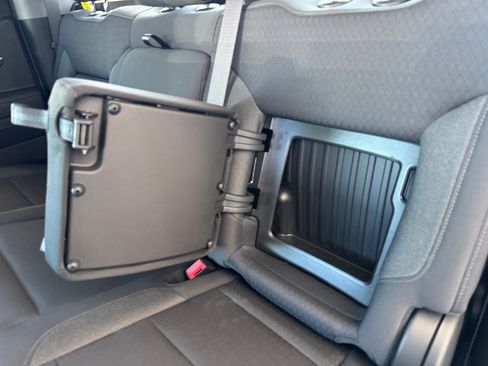 New 2024 GMC Sierra 1500 Elevation image 11