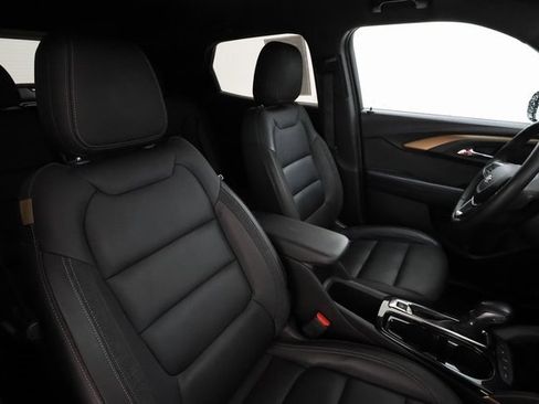 Used 2022 Chevrolet TrailBlazer ACTIV w/ Technology Package image 21