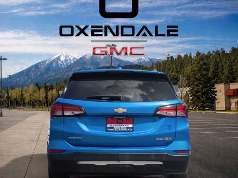 Used 2024 Chevrolet Equinox Premier FWD image 3