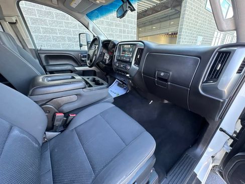 Used 2018 Chevrolet Silverado 2500 LT w/ LT Fleet Convenience Package AWD/4WD image 31