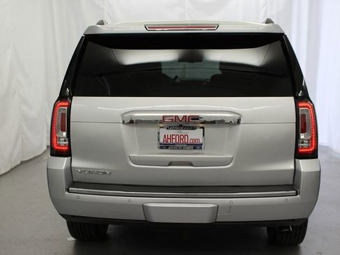 Used 2016 GMC Yukon Denali w/ Open Road Package AWD/4WD image 8