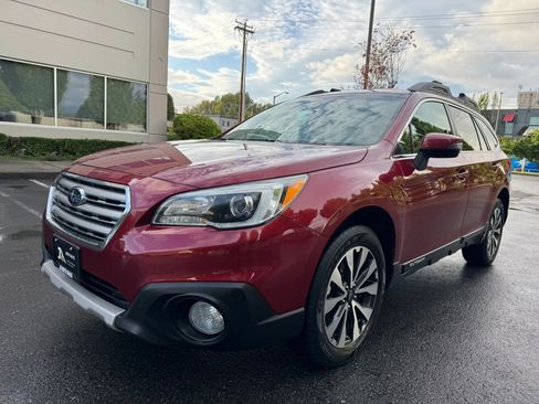 Used 2015 Subaru Outback 2.5i Limited AWD/4WD image 4