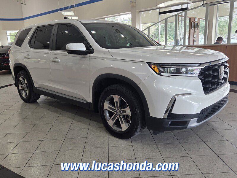 Used 2024 Honda Pilot EX-L image 3