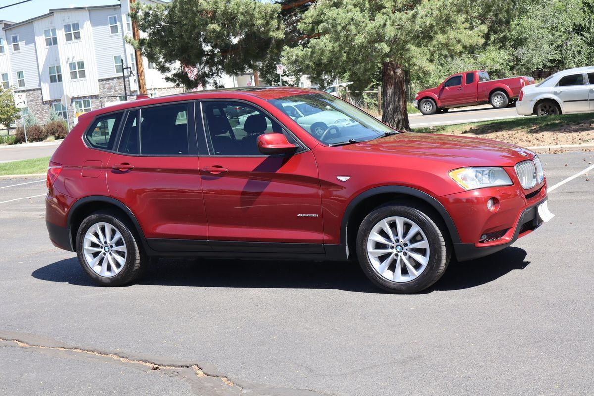 Used 2014 BMW X3 xDrive28i AWD/4WD image 2