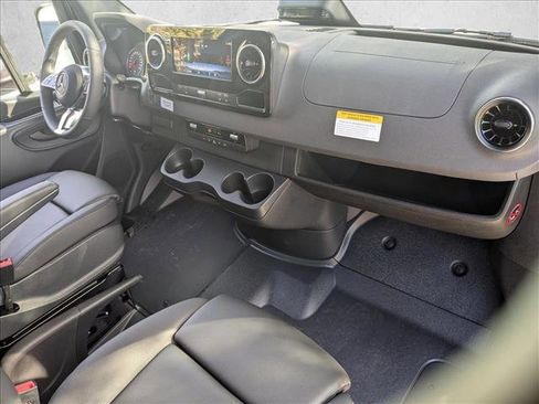 New 2026 Mercedes-Benz Sprinter 2500 image 13