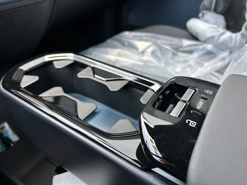 New 2026 Volvo EX30 Plus w/ Climate Package AWD/4WD image 19