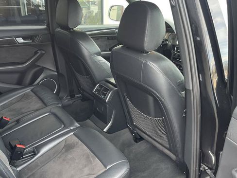 Used 2015 Audi SQ5 Premium Plus w/ Technology Package AWD/4WD image 16