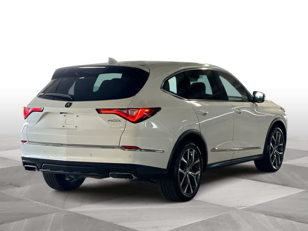 Certified 2024 Acura MDX w/ Technology Package FWD image 8