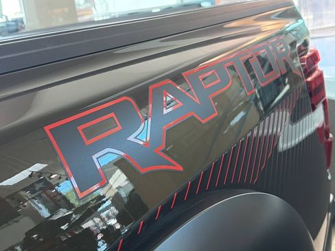 Used 2025 Ford F150 Raptor AWD/4WD image 5