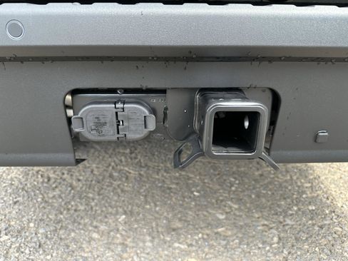 New 2025 Ford Maverick XLT w/ XLT Luxury Package image 15