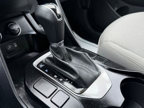 Used 2018 Hyundai Santa Fe Sport AWD/4WD image 11
