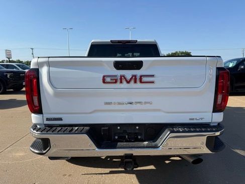 Used 2020 GMC Sierra 2500 SLT w/ SLT Premium Plus Package AWD/4WD image 4