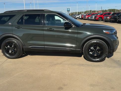 Used 2023 Ford Explorer Timberline w/ Timberline Technology Package image 3