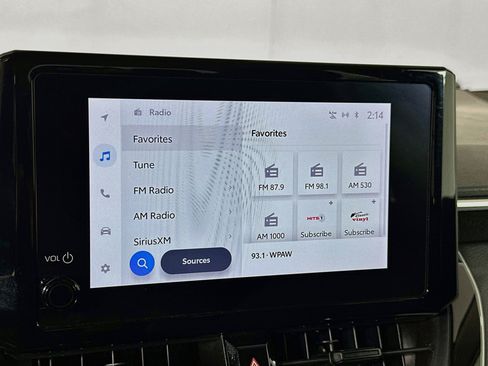 Used 2024 Toyota Corolla LE FWD image 21