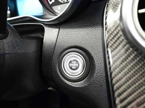 Used 2020 Mercedes-Benz GLC 43 AMG 4MATIC image 28