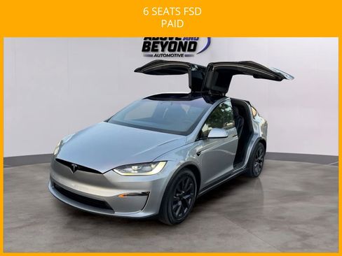 Used 2024 Tesla Model X image 4