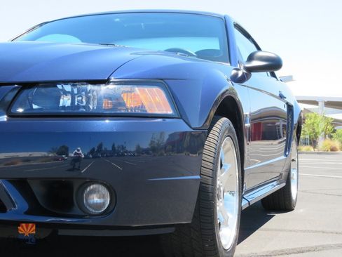 Used 2001 Ford Mustang Cobra RWD image 25