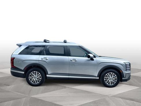 Used 2026 Hyundai Palisade SEL FWD image 9