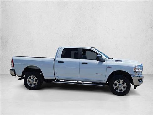 Used 2024 RAM 2500 Big Horn w/ Off Road Package AWD/4WD image 4