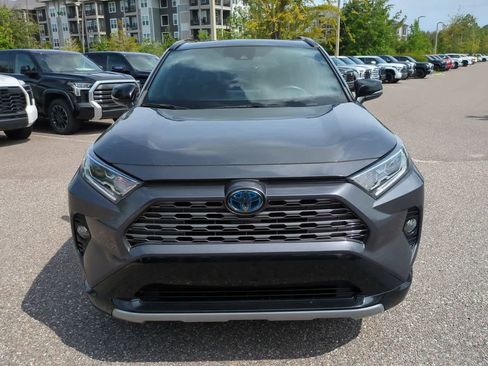 Certified 2020 Toyota RAV4 XSE w/ XSE Grade Weather Package AWD/4WD image 9