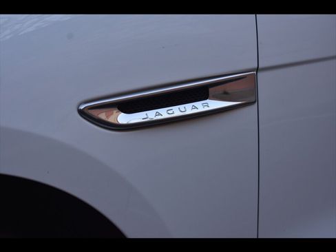 Used 2019 Jaguar F-PACE Prestige AWD/4WD image 44