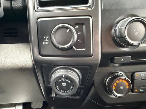 Used 2018 Ford F150 XLT w/ Max Trailer Tow Package AWD/4WD image 19