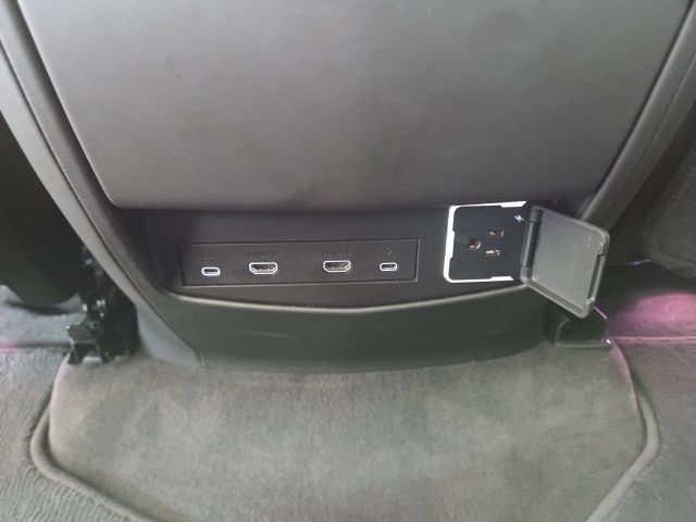 Used 2025 Cadillac Escalade Sport Platinum AWD/4WD image 52