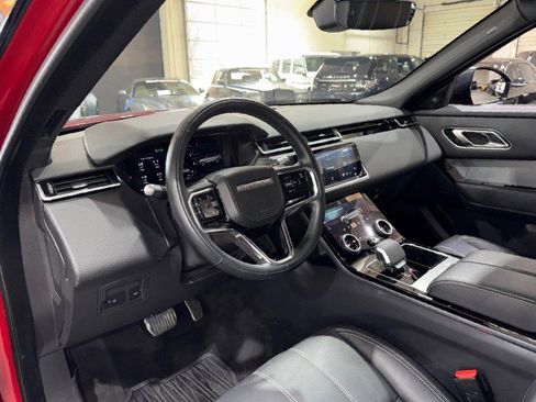 Used 2021 Land Rover Range Rover Velar R-Dynamic S image 46