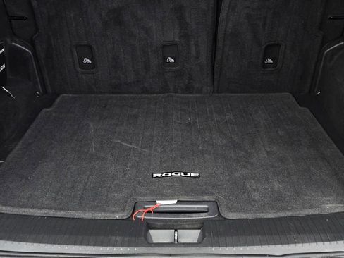 Certified 2023 Nissan Rogue SV AWD/4WD image 9