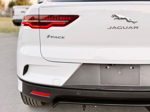 Used 2020 Jaguar I-PACE S image 21