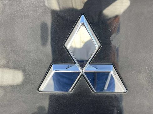 Used 2024 Mitsubishi Outlander SE FWD image 10