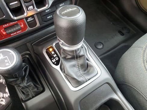 New 2026 Jeep Gladiator Sport AWD/4WD image 11