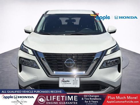 Used 2021 Nissan Rogue SV AWD/4WD image 2