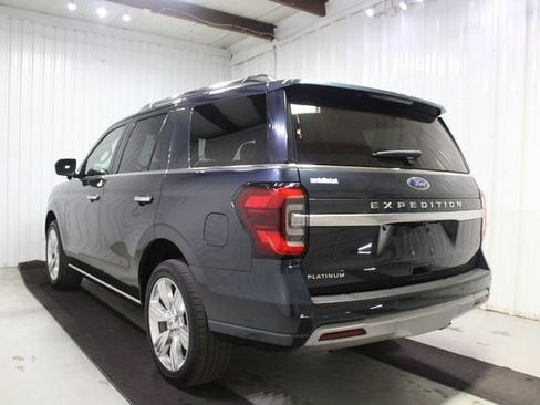 Used 2023 Ford Expedition Platinum RWD image 6