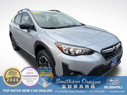 Used 2021 Subaru Crosstrek 2.0i image 1