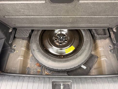 Certified 2025 Hyundai Tucson SEL AWD/4WD image 40