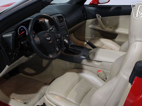 Used 2007 Chevrolet Corvette Convertible w/ Preferred Equipment Group image 29