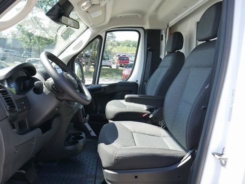 Used 2023 RAM ProMaster 3500 w/ Premium Appearance Group image 17