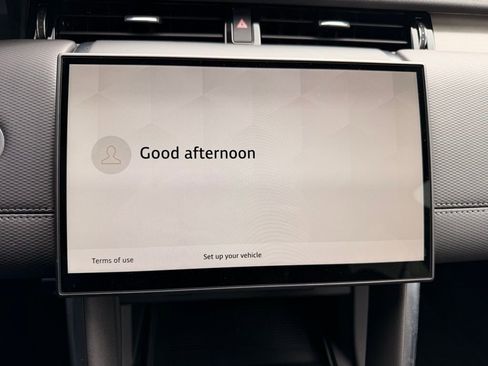 Used 2025 Land Rover Discovery Sport Dynamic SE image 12