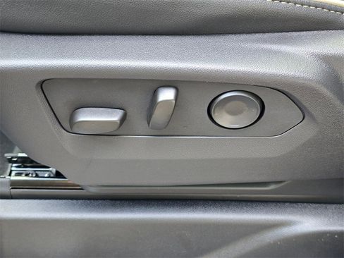 New 2026 Chevrolet Blazer EV LT image 28