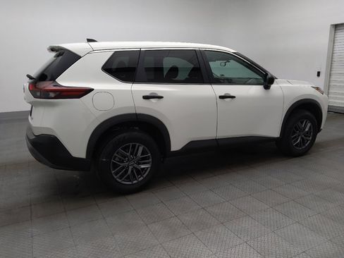 Used 2022 Nissan Rogue S image 10