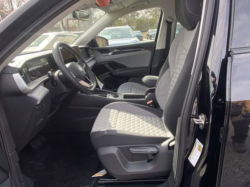 New 2026 Volkswagen Tiguan S FWD image 11