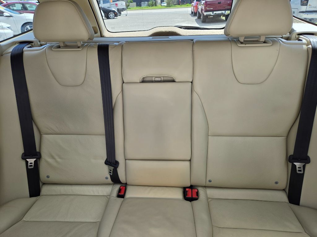 Used 2013 Volvo XC60 T6 AWD/4WD image 27