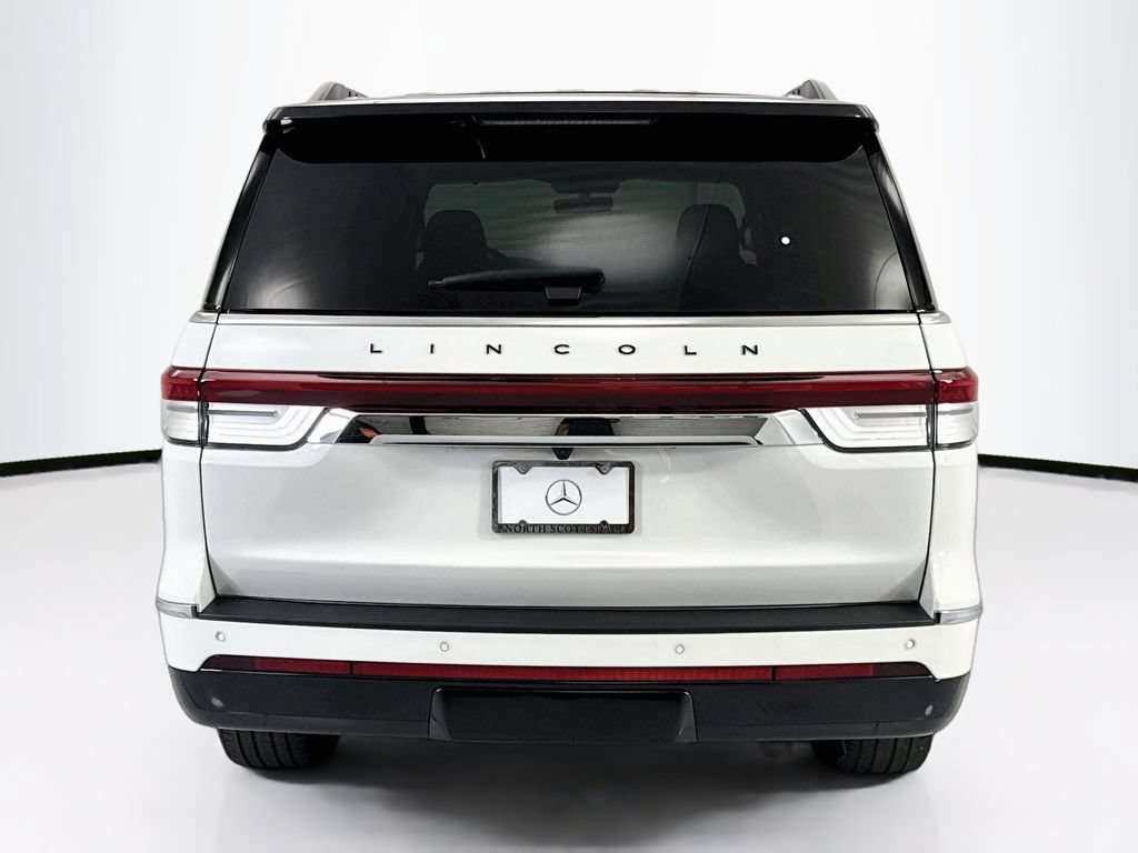 Used 2024 Lincoln Navigator Black Label AWD/4WD image 6