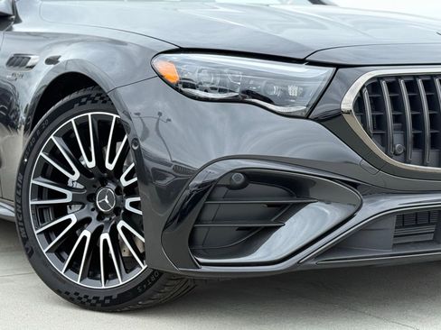 New 2026 Mercedes-Benz E 53 AMG e 4MATIC Sedan image 4