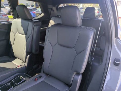 Used 2025 Lexus TX 500h AWD w/ Technology Package image 27