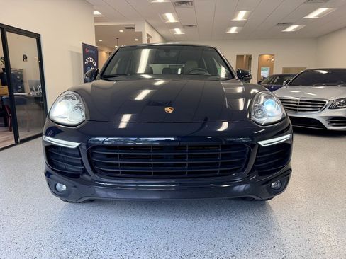 Used 2016 Porsche Cayenne AWD/4WD image 12